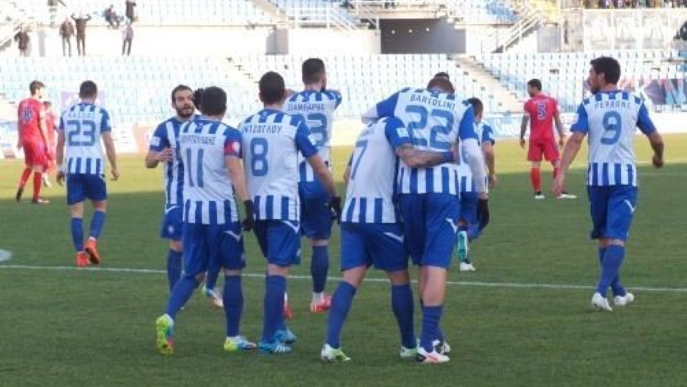 Ξεπερνά τον χακί «πυρετό»