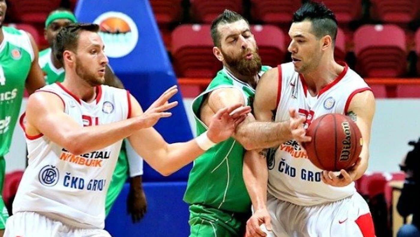 Χαλαρά με Καϊμακόγλου η Ούνιξ