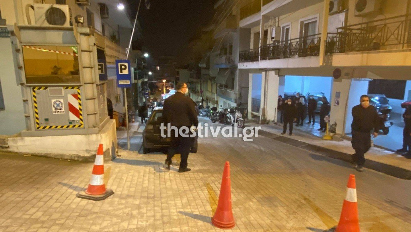 Θεσσαλονίκη: Επίθεση με βόμβες μολότοφ στο ΑΤ Συκεών