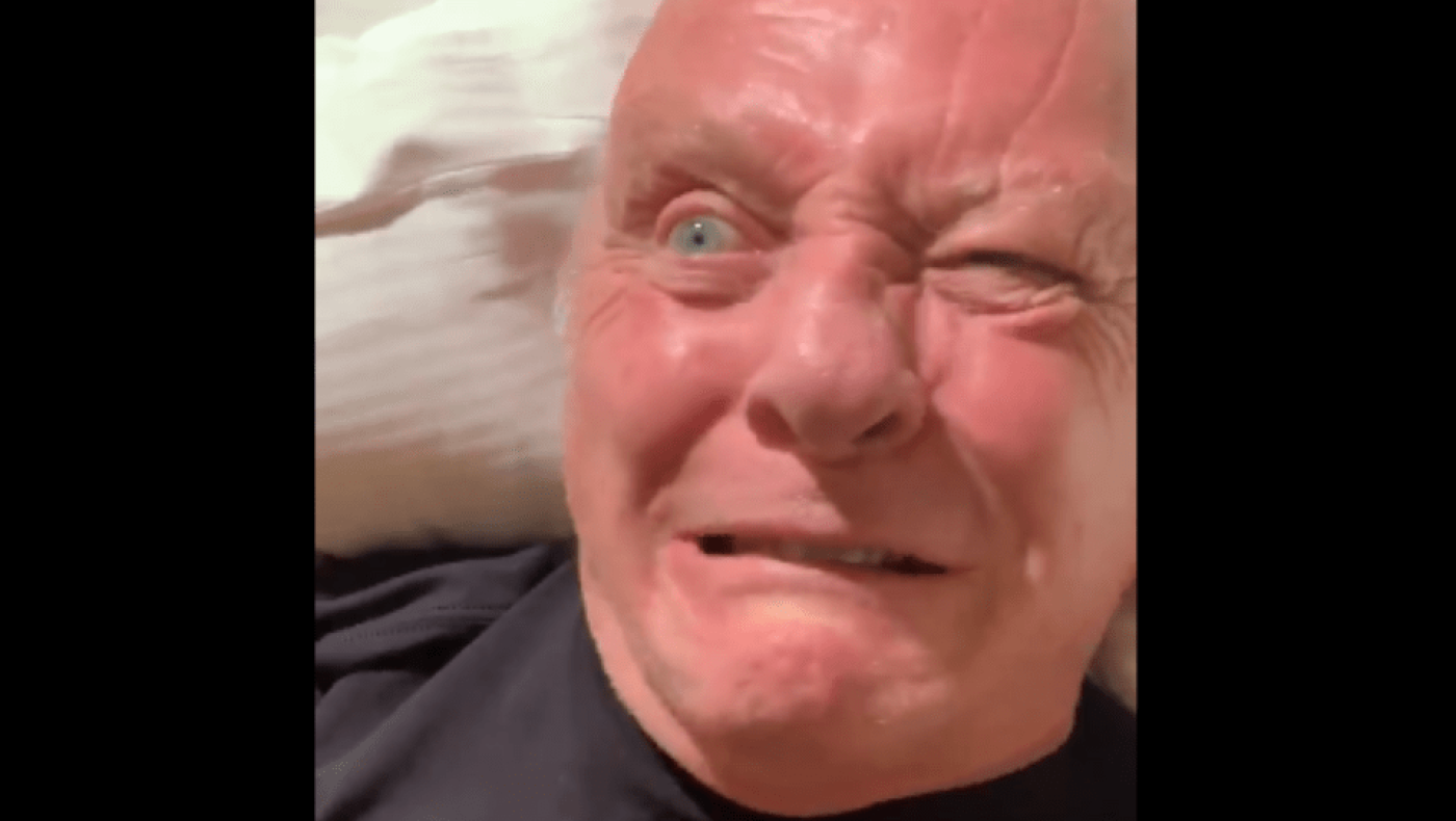 «Γυάλισε» ξανά το μάτι του Άντονι Χόπκινς μετά από 253 μέρες καραντίνας