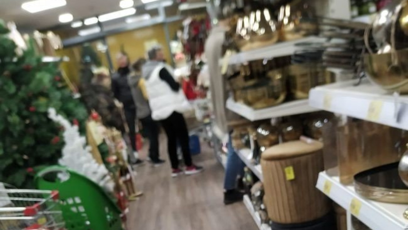 Κατερίνη: Ανοιχτά εμπορικά καταστήματα παρά το lockdown