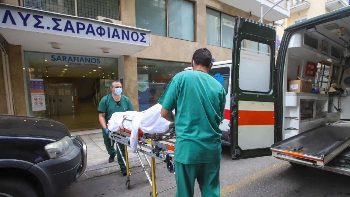 Κορωνοϊός: «Βράζει» η Θεσσαλονίκη, εκκενώνεται η κλινική Σαραφιανός
