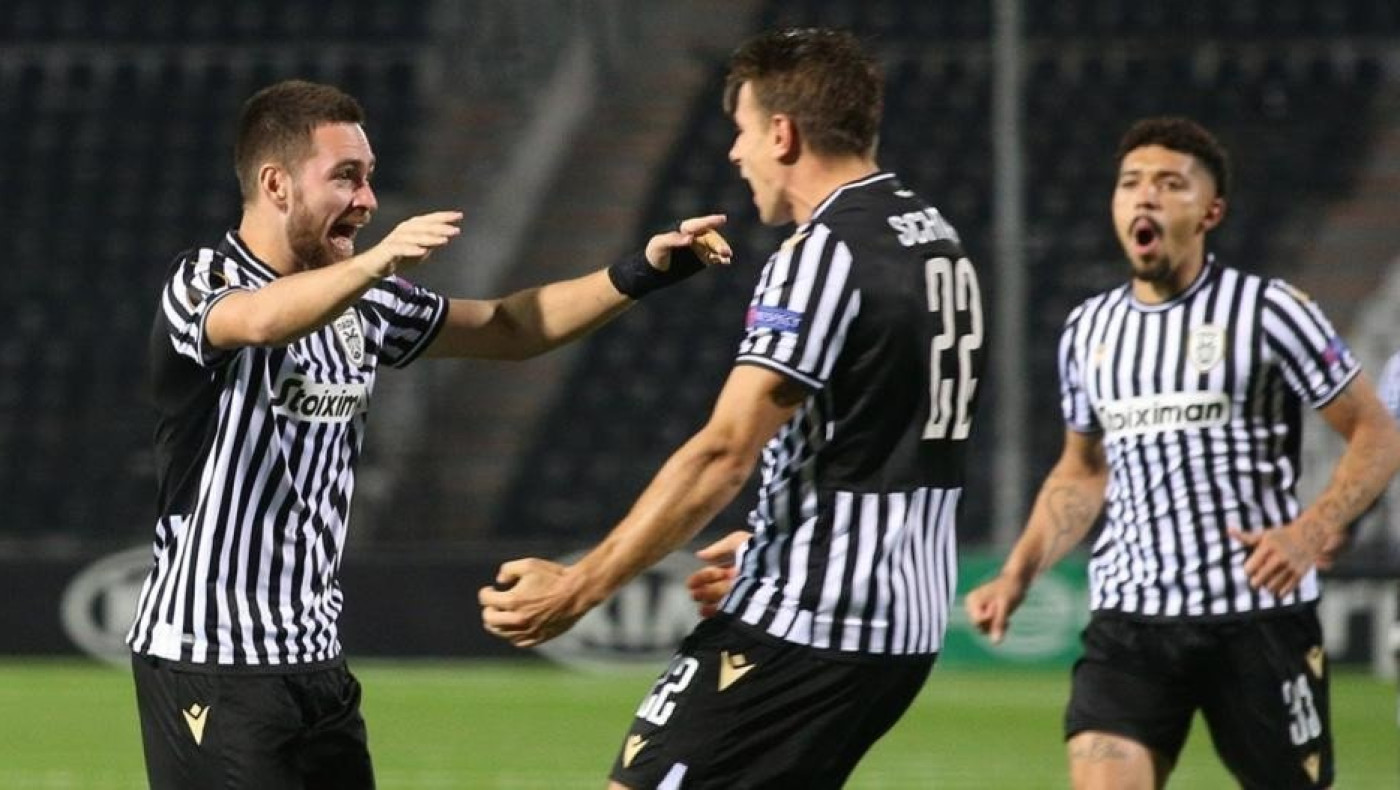 Με μαύρα περιβραχιόνια ΠΑΟΚ και Αϊντχόβεν