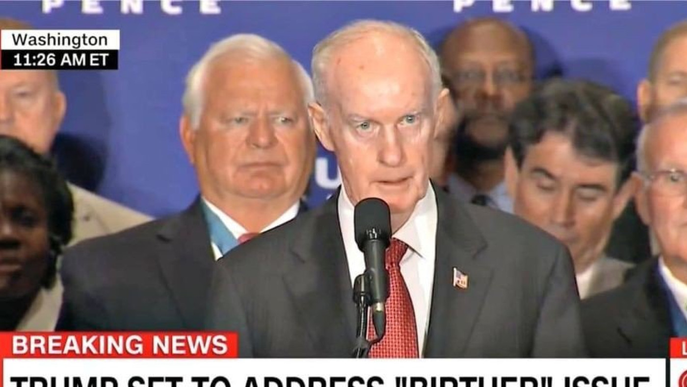 Ο στρατηγός McInerney καλεί τον Πρόεδρο Τραμπ να κηρύξει στρατιωτικό νόμο και έρευνα για προδοσία