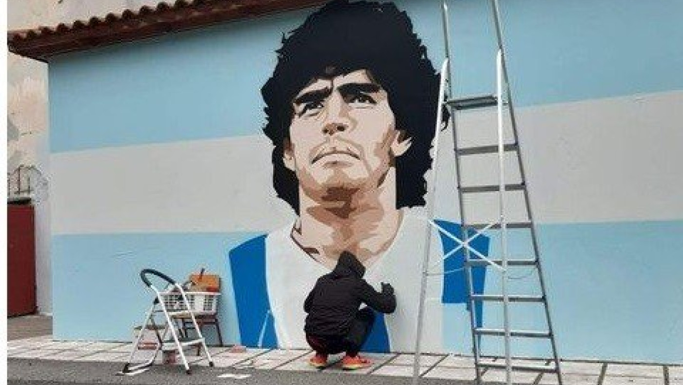 Καλαμαριά: Ίσως το καλύτερο graffiti Μαραντόνα… παγκοσμίως!