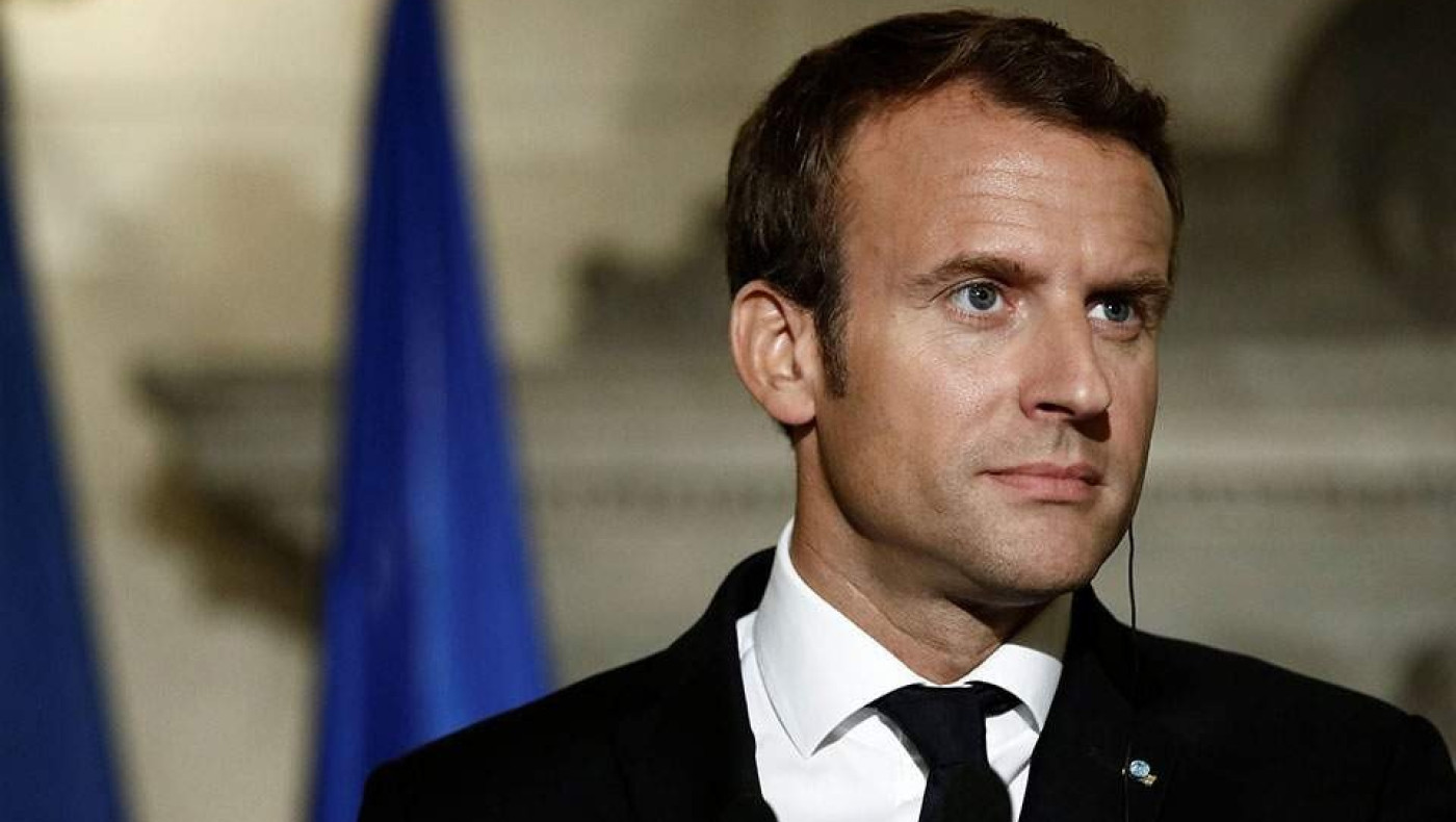 Τρολάρει το twitter το ζεύγος Μακρόν για τα αθλητικά στην κηδεία της Ελισάβετ