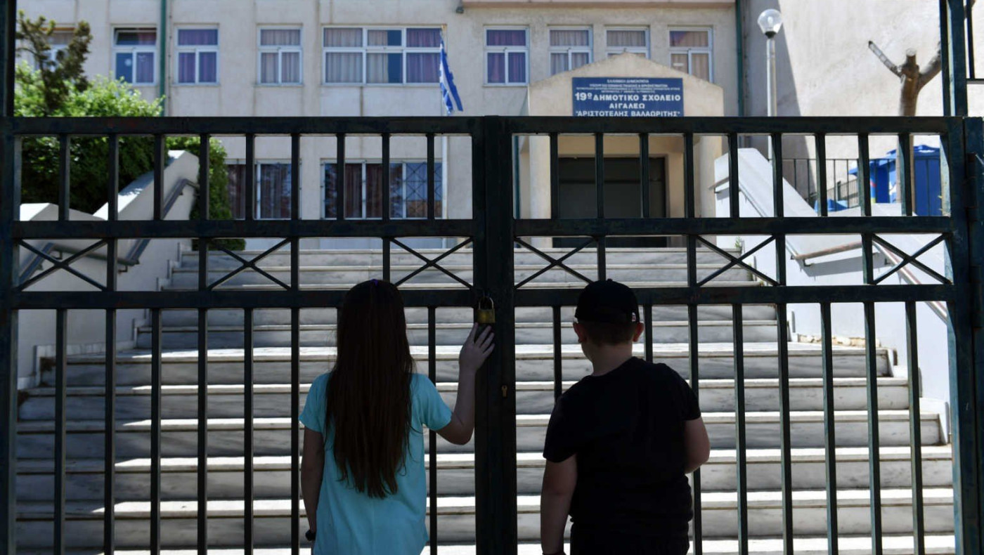 Σαρηγιάννης: «Αν ανοίξουν τα σχολεία στις 8 Ιανουαρίου, θα έχουμε 2.000 κρούσματα τον Μάρτιο»