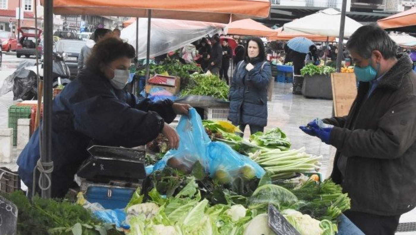Λαϊκές αγορές Θεσσαλονίκης: «Πείτε μας ποιοι έχουν άδεια, ελέγξτε όσους δεν έχουν»