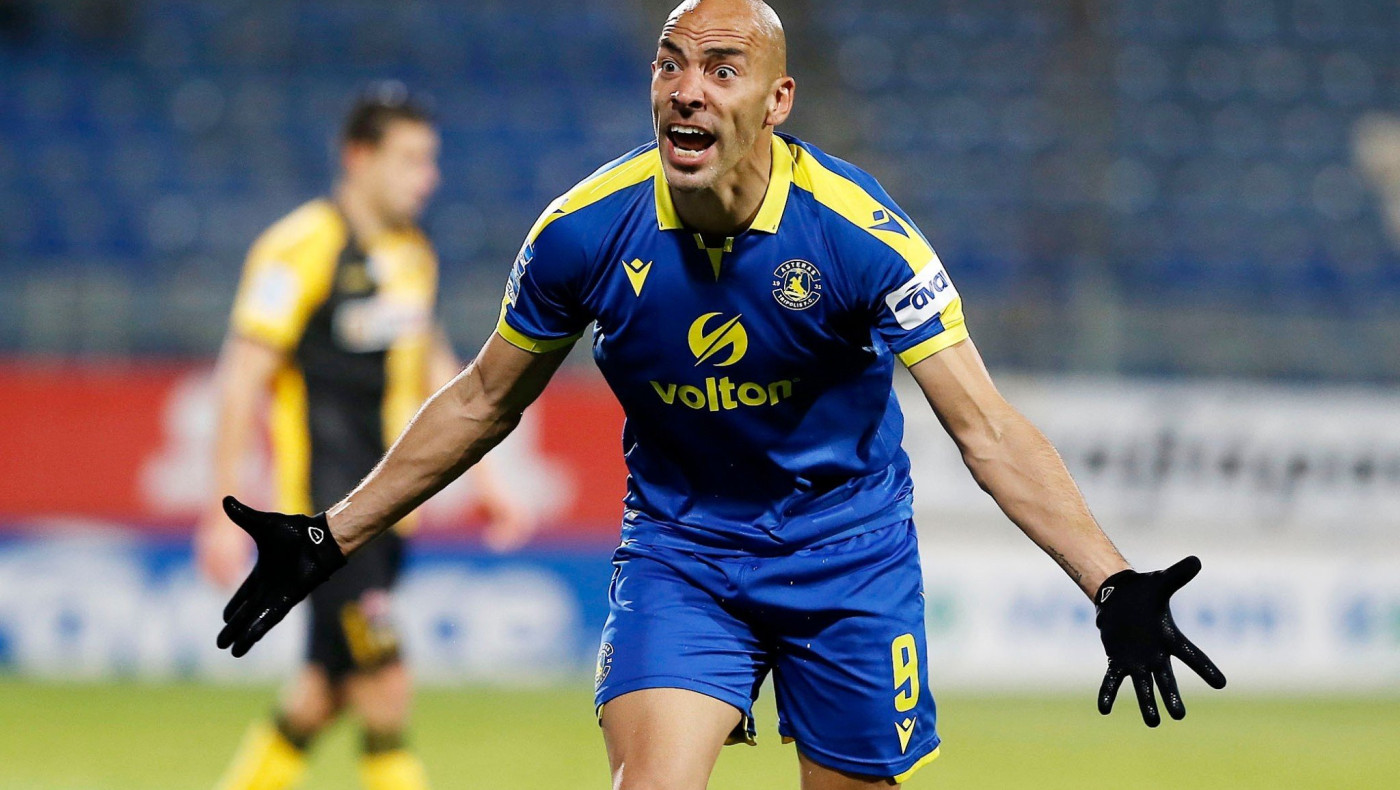 Αστέρας Τρίπολης: Με τον Ολυμπιακό θα εκτίσει την ποινή του ο Μπαράλες