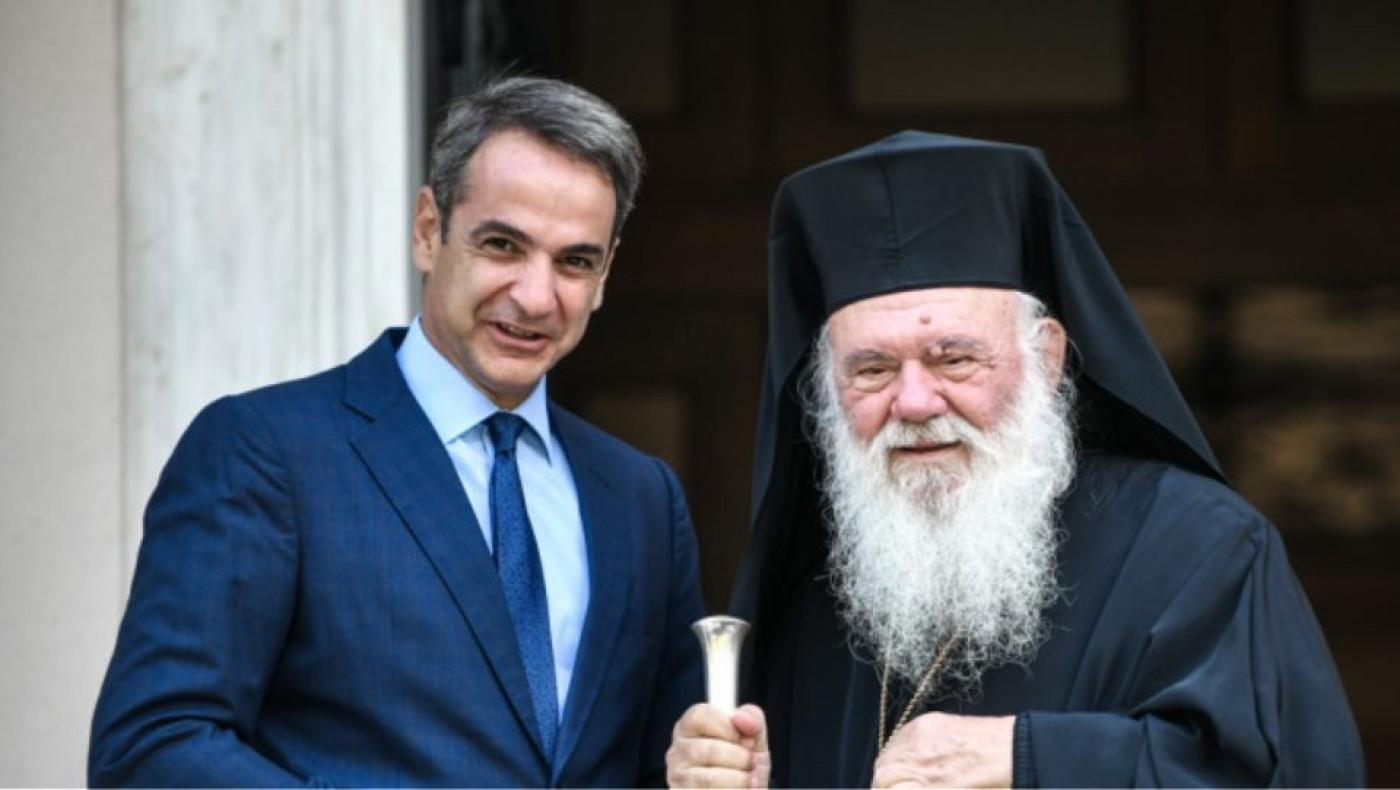 Άνοιγμα εκκλησιών: Η επικοινωνία Μητσοτάκη-Ιερώνυμου και οι αντιδράσεις ιεραρχών