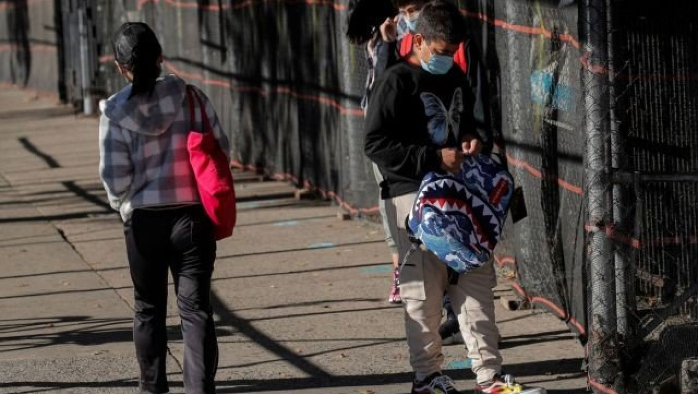 Εμβόλια: Ανοίγει η πλατφόρμα για τους 15-17 ετών, μόνο με Pfizer