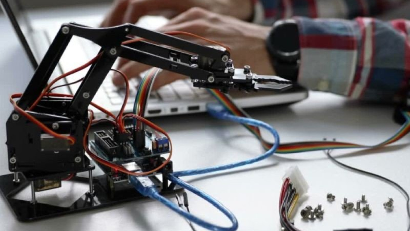 Xanthi TechLab: Η ρομποτική και οι εφαρμογές της