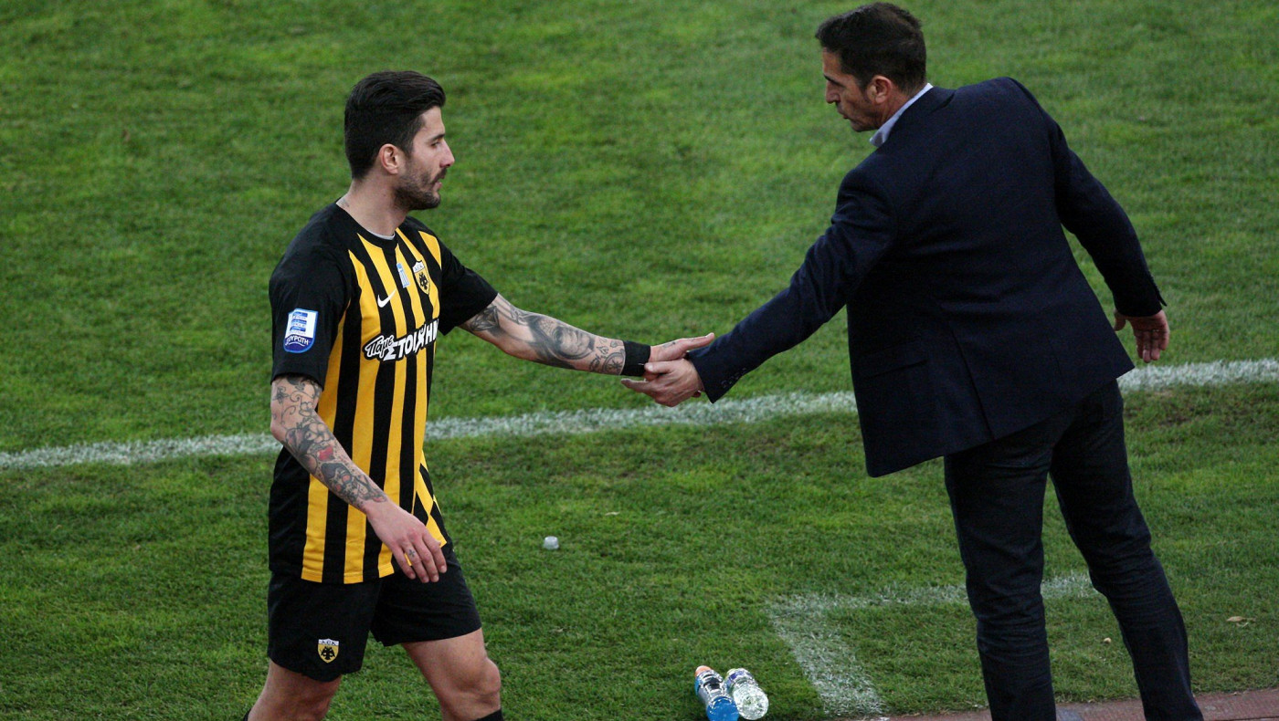 Πιάνουν δουλειά στην ΑΕΚ Κονέ και Χιμένεθ