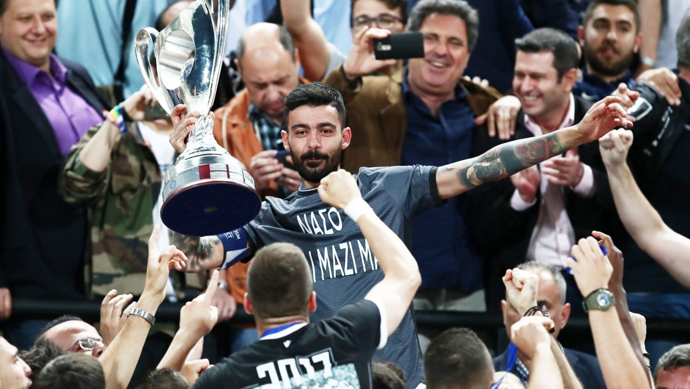 Ο Κλάους Αθανασιάδης έχει γενέθλια: Τα ποντιακά... και το παρασκήνιο από το ξενοδοχείο του ΠΑΟΚ