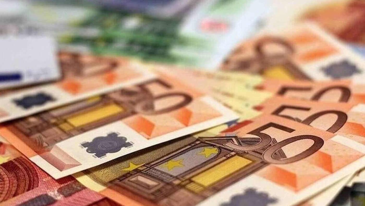 ΑΔΕΔΥ: Διεκδικεί ξανά δώρα και επίδομα αδείας στο Δημόσιο