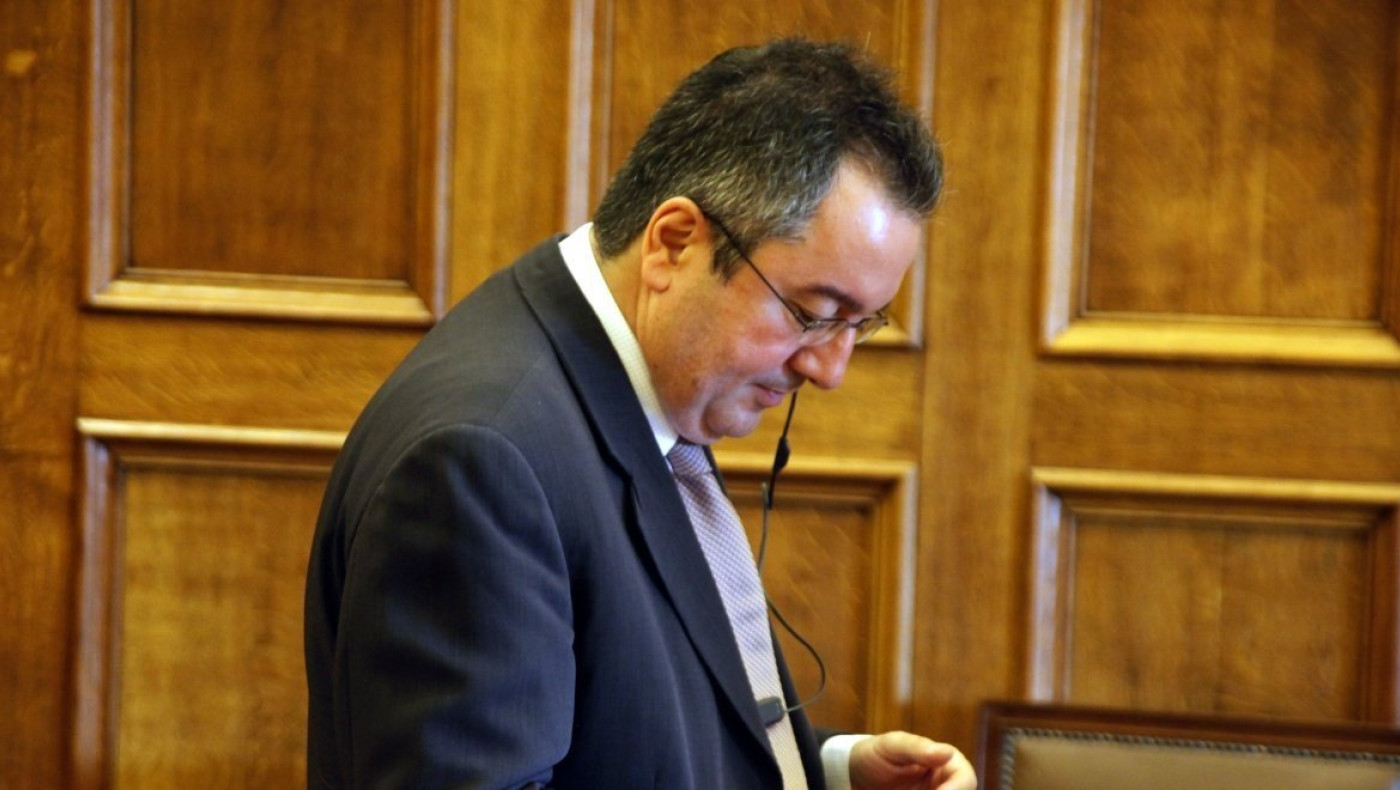 Μόσιαλος: «Τι ισχύει με τη μετάλλαξη του ιού»