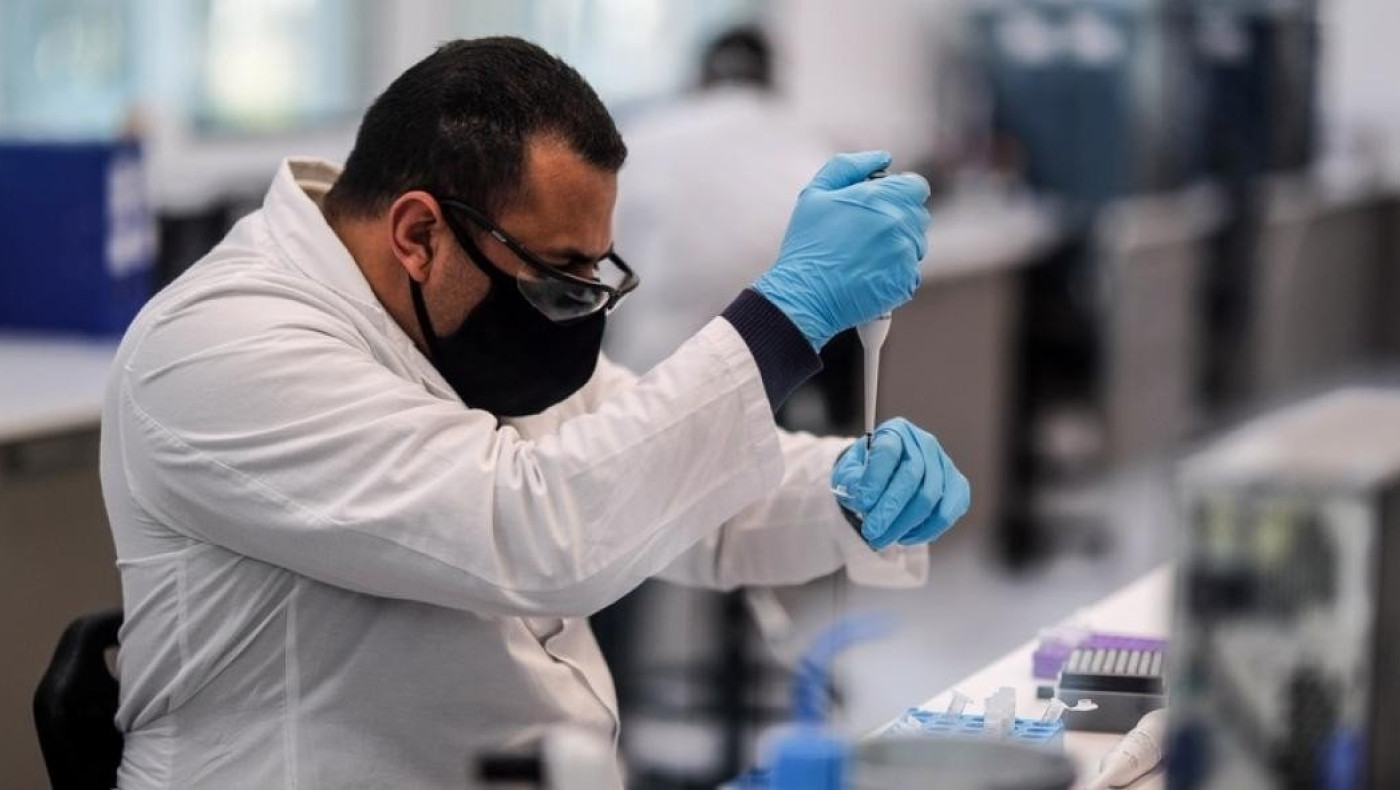 Καθηγητής που ανακάλυψε τον Έμπολα προειδοποιεί: Πιο φονική κι από τον κορωνοϊό η «Ασθένεια Χ»