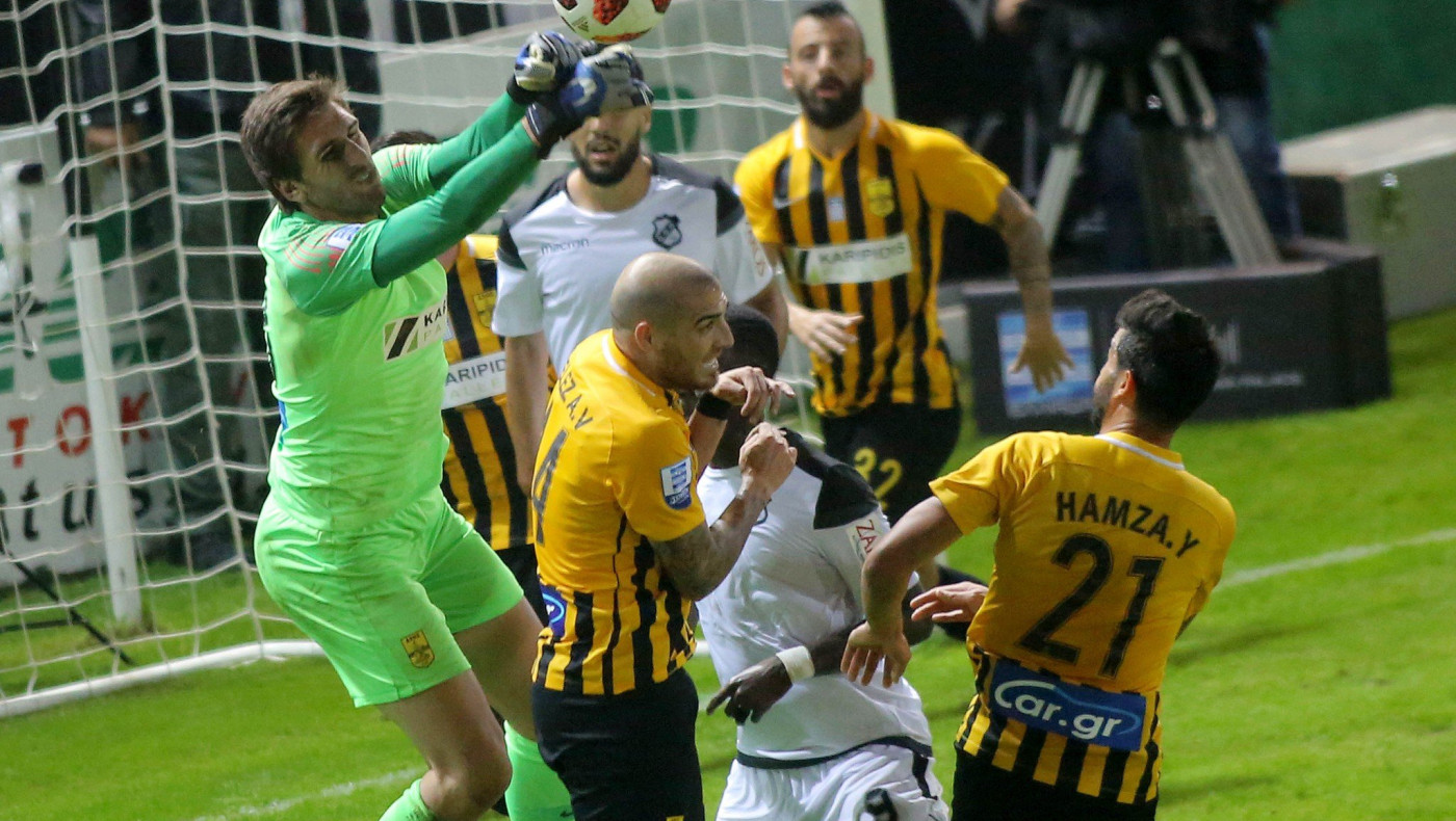 Κουέστα: Παρέλαβε την μπύρα από τον Μέσι και... την πόσταρε!