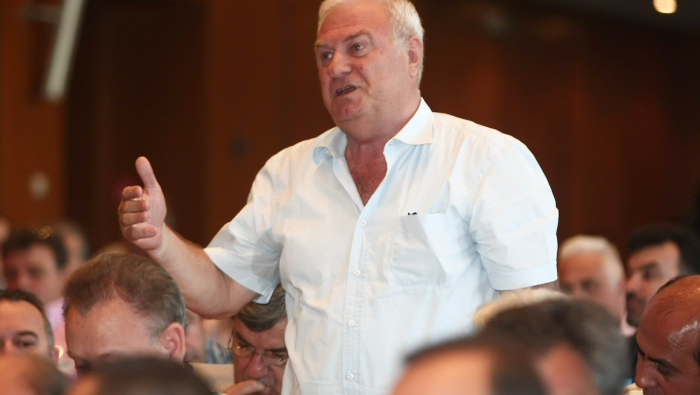 Χατζηαποστόλου: «Η κυβέρνηση πιέζει τον Ζαγοράκη να κατεβεί υποψήφιος»