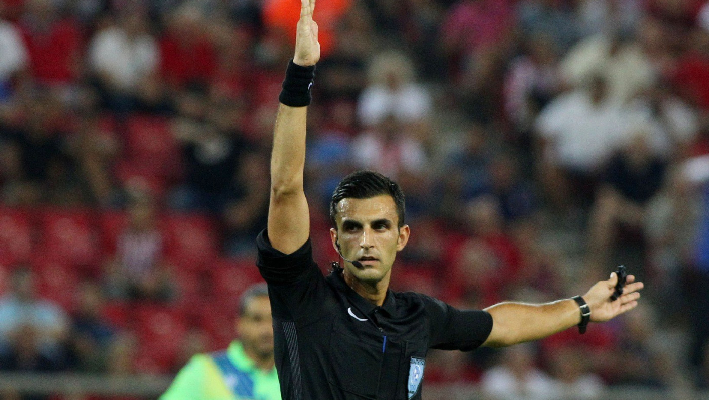 Κλάτενμπεργκ: Φοβισμένος ή ανεκπαίδευτος ο Κουμπαράκης