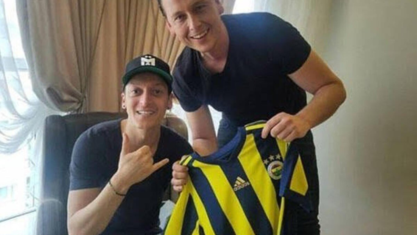 Ατζούν: Ο ρόλος του στη «βόμβα» με… Οζίλ!