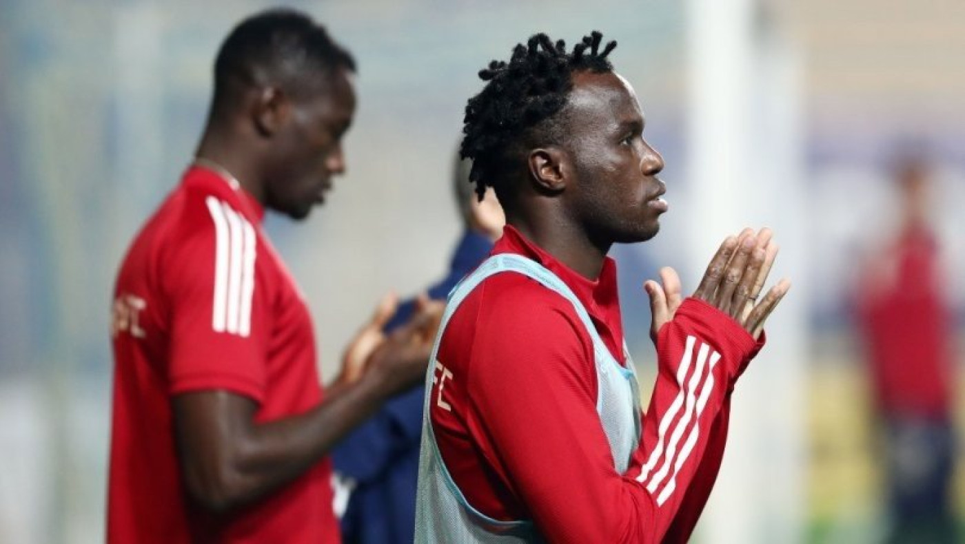 Συμπτώματα ίωσης οι Χολέμπας και Μπρούμα - Αμφίβολοι με ΠΑΟΚ