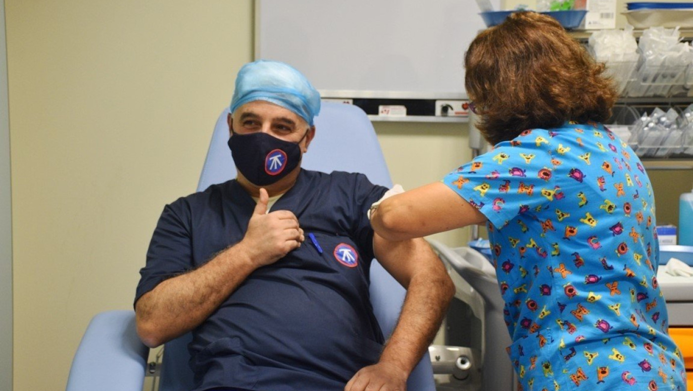 Ο πρώτος πρόεδρος ποδοσφαιρικής ομάδας που εμβολιάστηκε κατά του Covid-19 στην Ελλάδα! - Τι δηλώνει