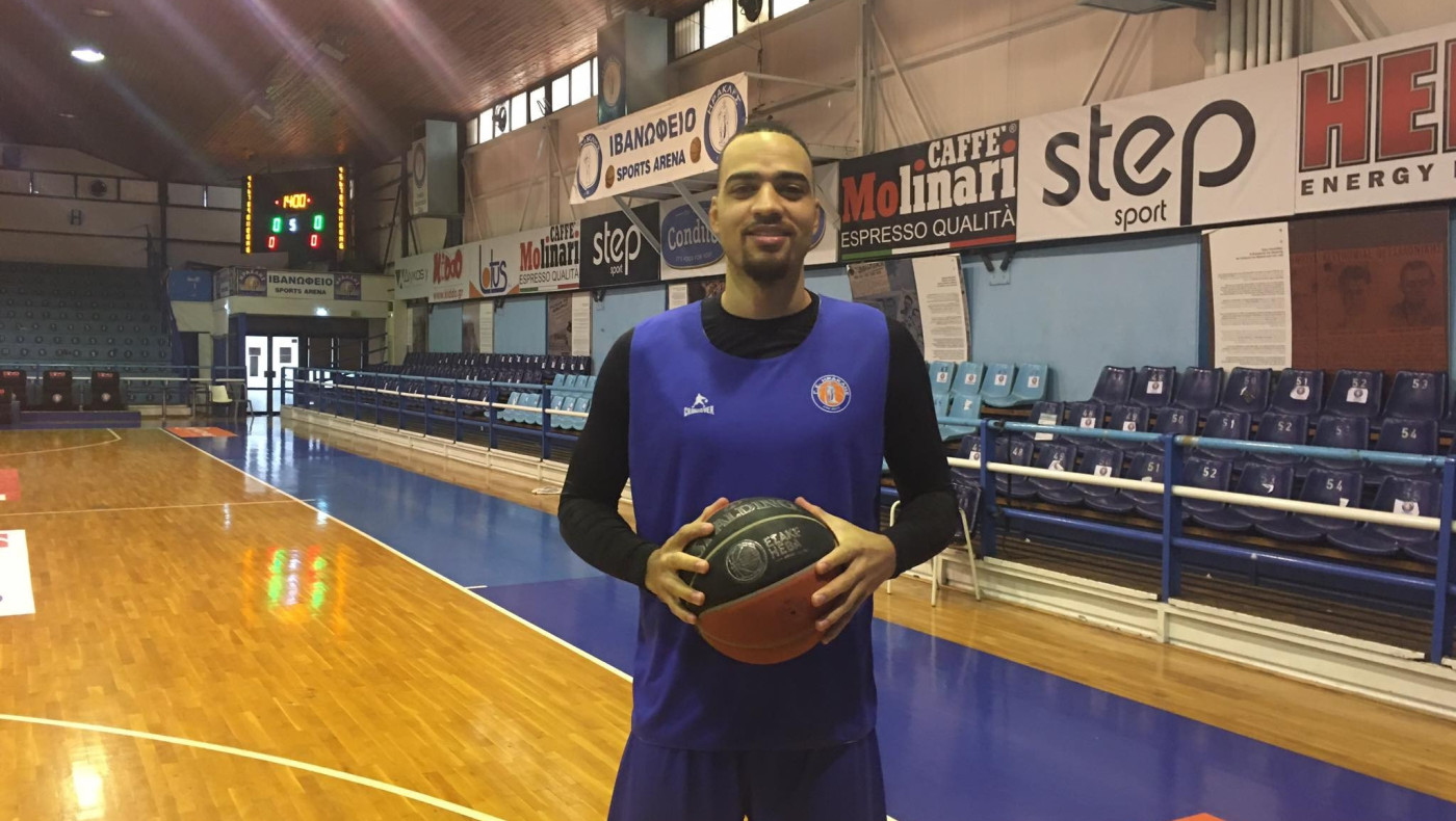 Όμπι: «Ό,τι θέλει η oμάδα»