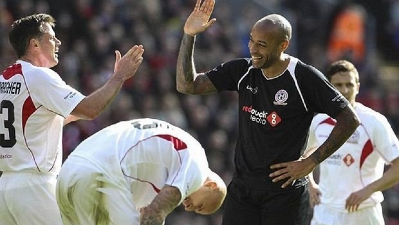 «Μαγεύει» και στα 37 του ο Ανρί! (video)