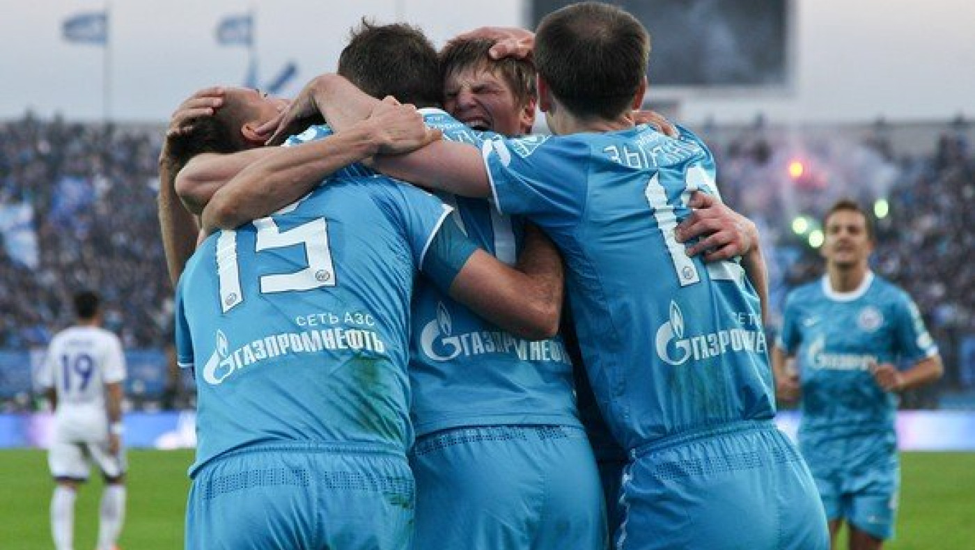 Χρυσάφι στους παίκτες της Ζενίτ!