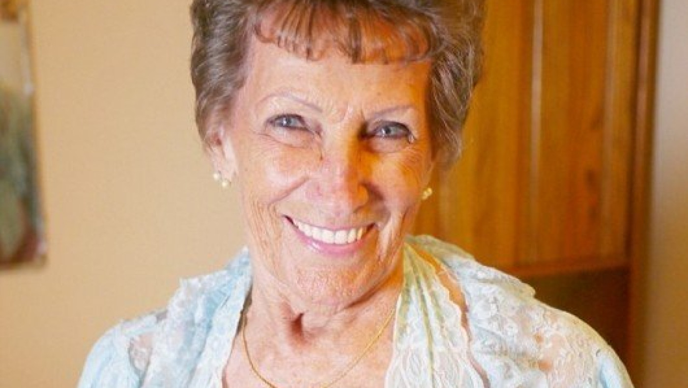 Kούγκαρ ετών 80: Η πορνοστάρ που έχει πάει με 1.000 άντρες! (pics)