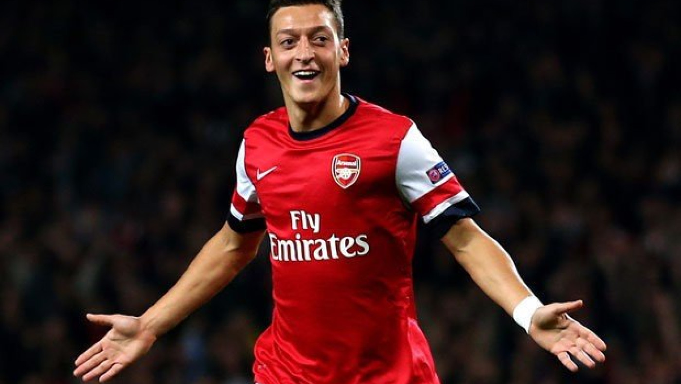 Θέλει να κατακτήσει την χρυσή μπάλα ο Οζίλ