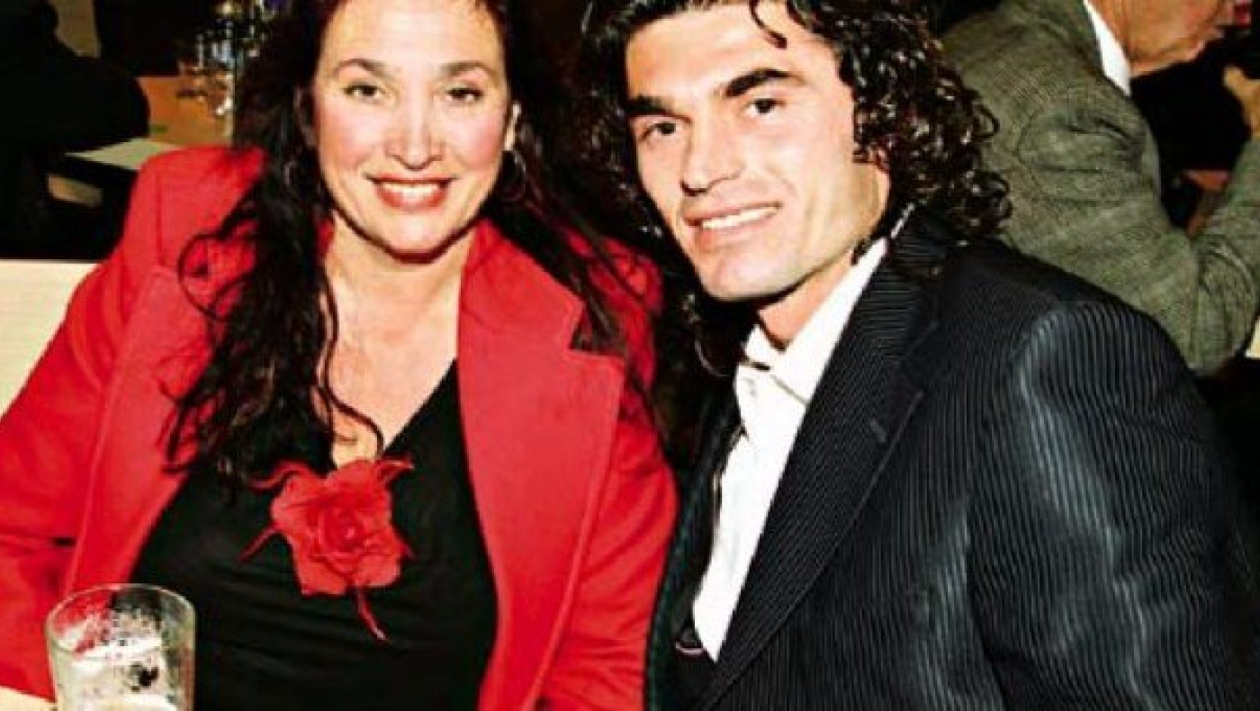 Ρούλα Βροχοπούλου: «Ο γάμος μου με τον Φρανκ ήταν one night stand»! (Video) 