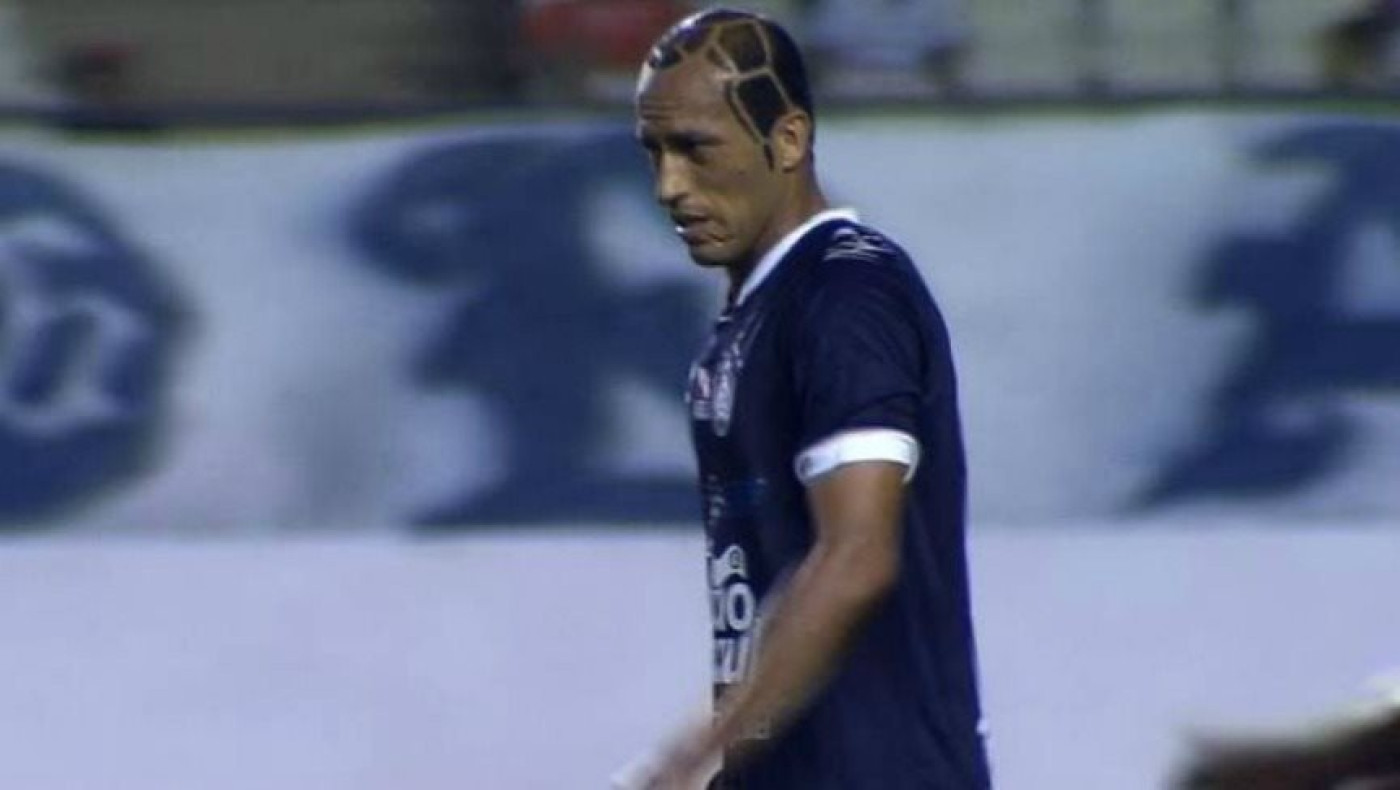 «Κολλημένος» με την μπάλα ποδοσφαιριστής στην Βραζιλία! (video)