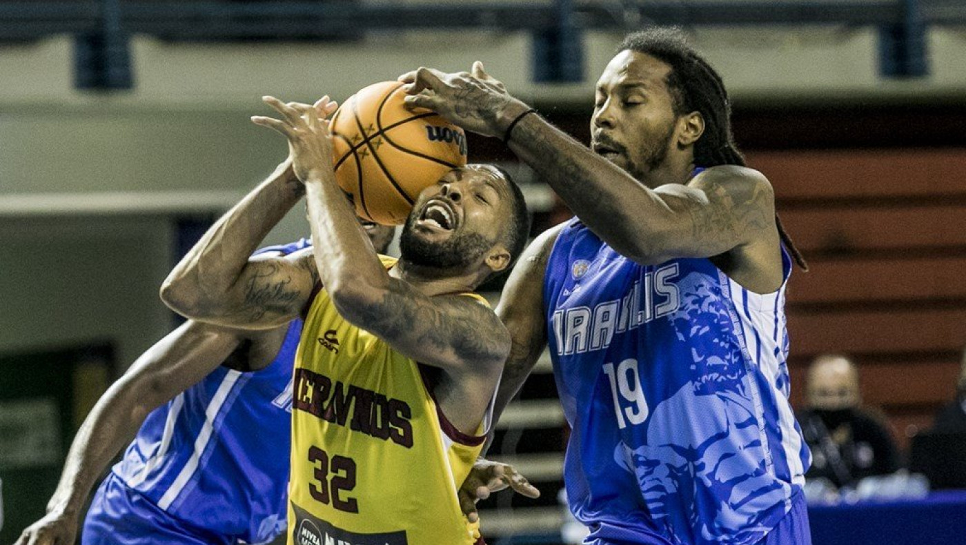 Παρελθόν από τον Ηρακλή ο Έντ Ντάνιελ