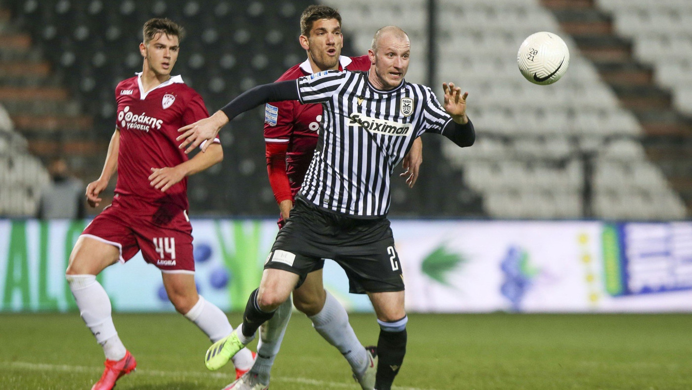 Μαθαίνει την παραλία και τον... φραπέ ο Κρμέντσικ