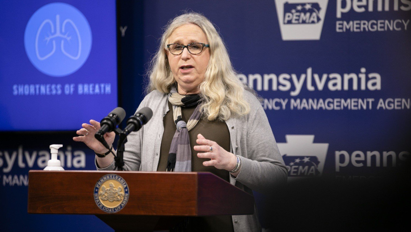 Rachel Levine: Ο Τζο Μπάιντεν διόρισε την πρώτη γυναίκα υπουργό από αλλαγή φύλου