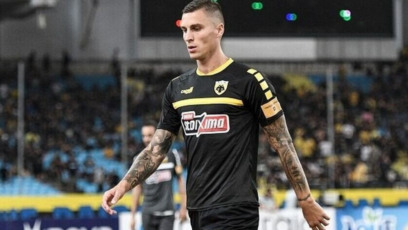 ΑΕΚ: Με μπλούζα της Ένωσης ο Βράνιες παραμονές τελικού Κυπέλλου