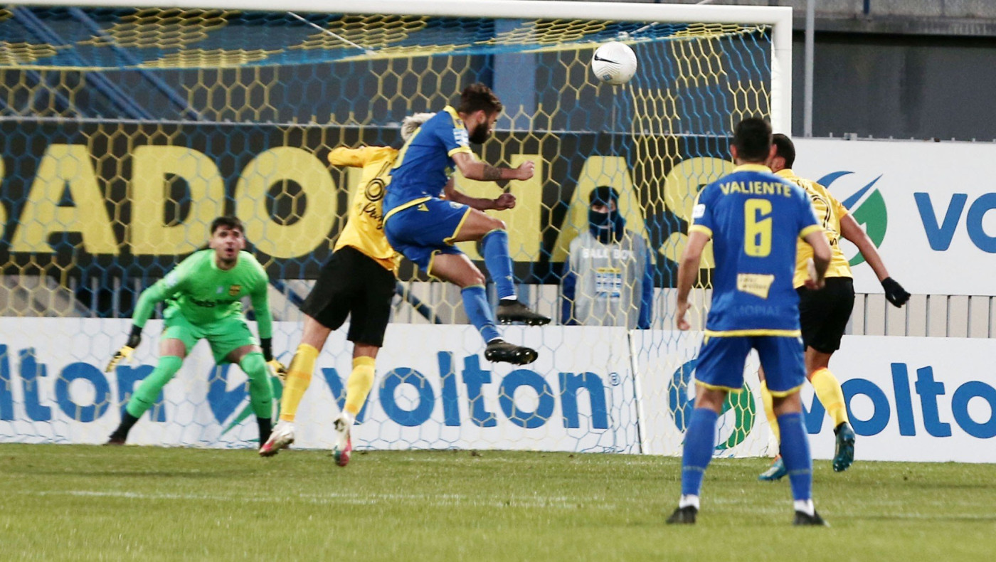 Αρης: Julian, presente