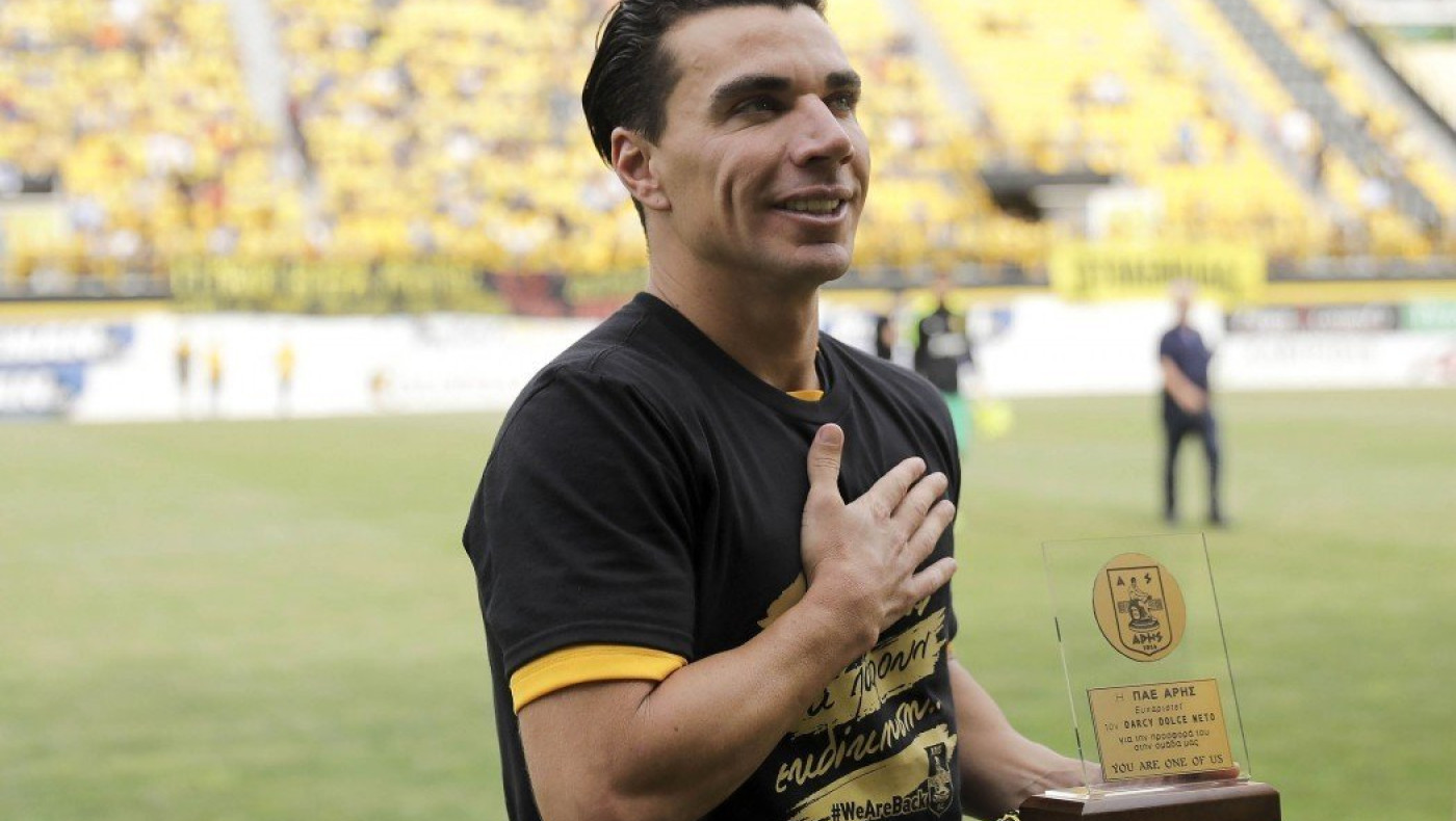 Νέτο: «Πιστεύω στον Ντένις, πάμε για πρωτάθλημα»