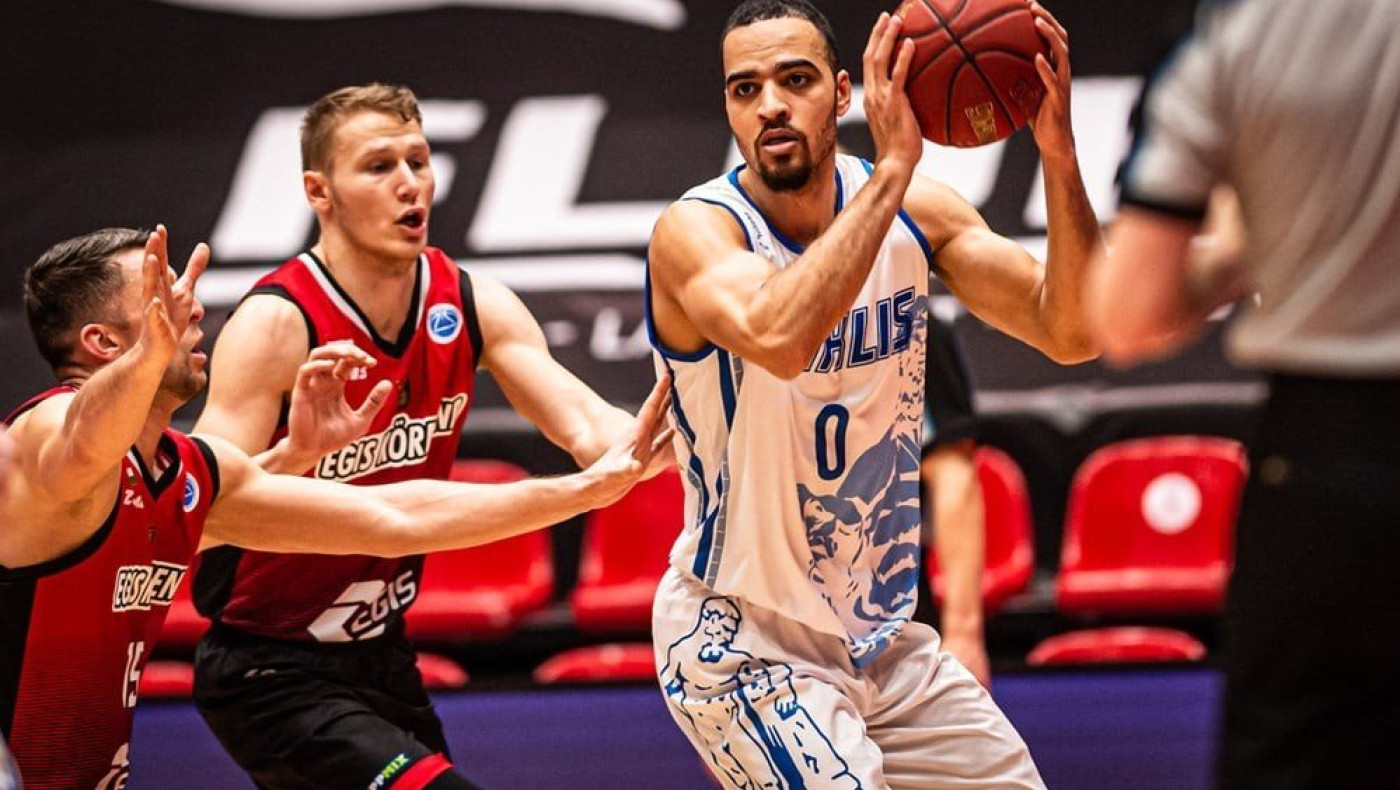 Σύνθημα πρόκρισης από τον Καλύβα στον Ηρακλή