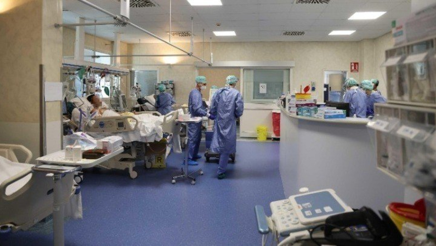 Κορωνοϊός: Πολύ ψηλά οι διασωληνωμένοι