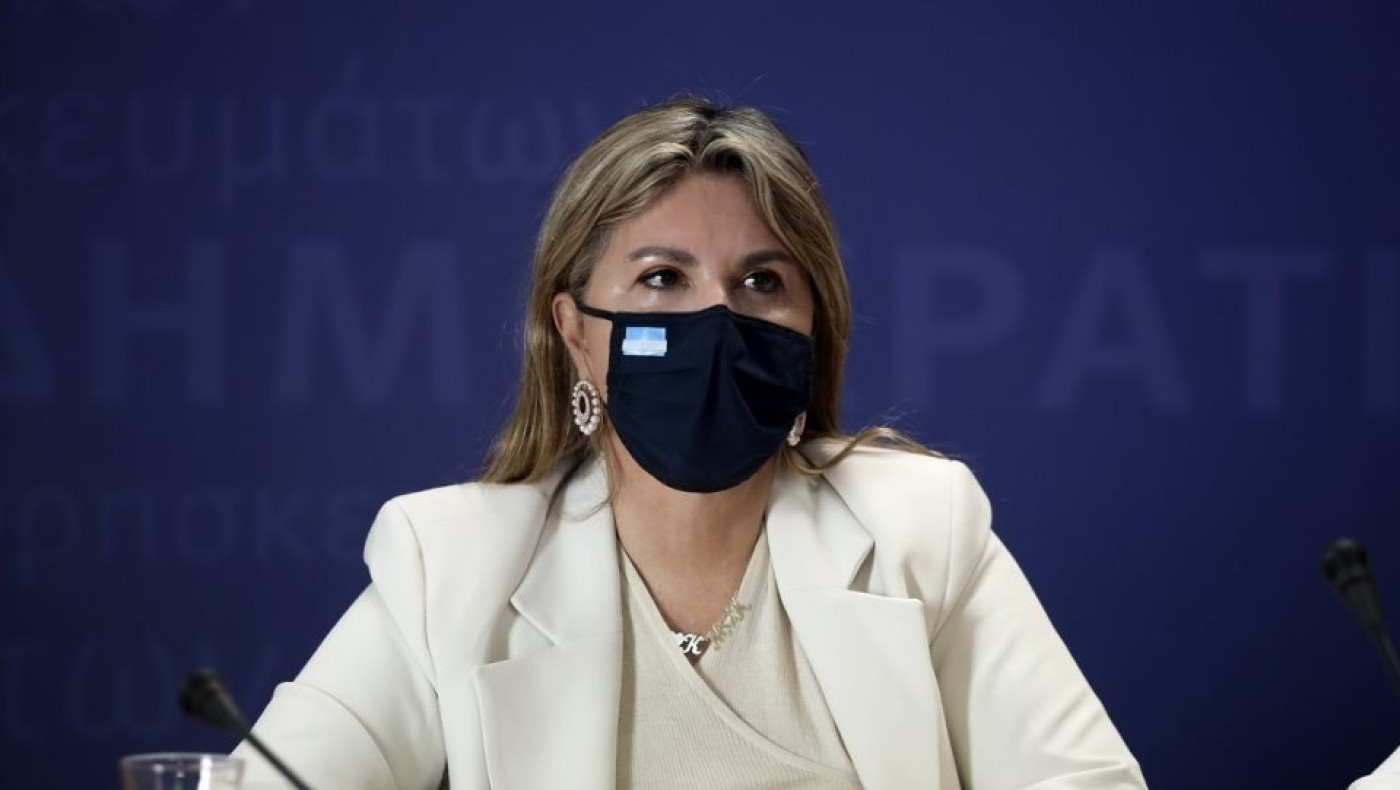 Μακρή: «Δεν υπάρχει καμία συζήτηση για να ξανακλείσουν τα σχολεία»