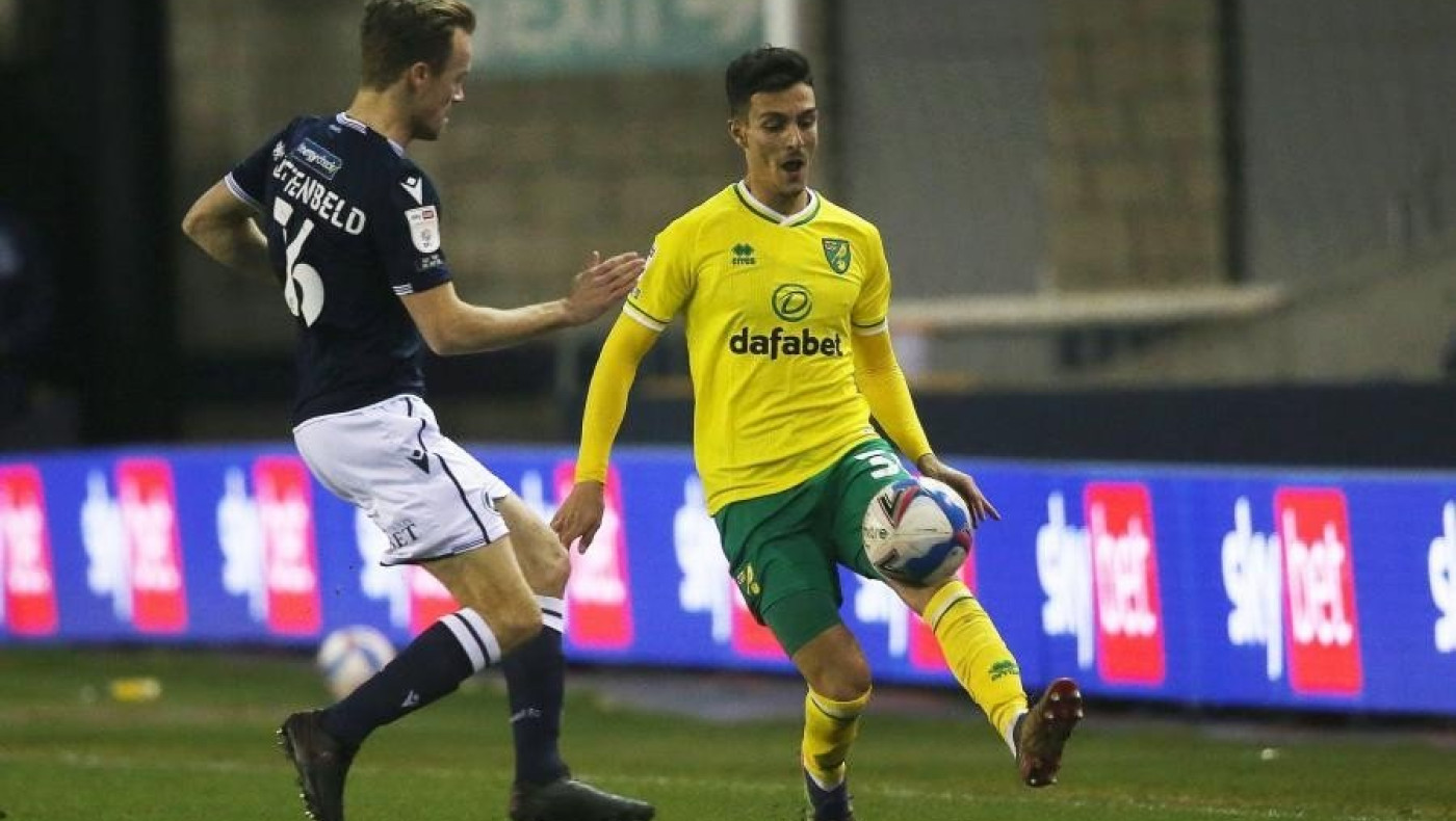 Η ποδιά του Γιαννούλη που... διαφήμισε η Νόριτς!