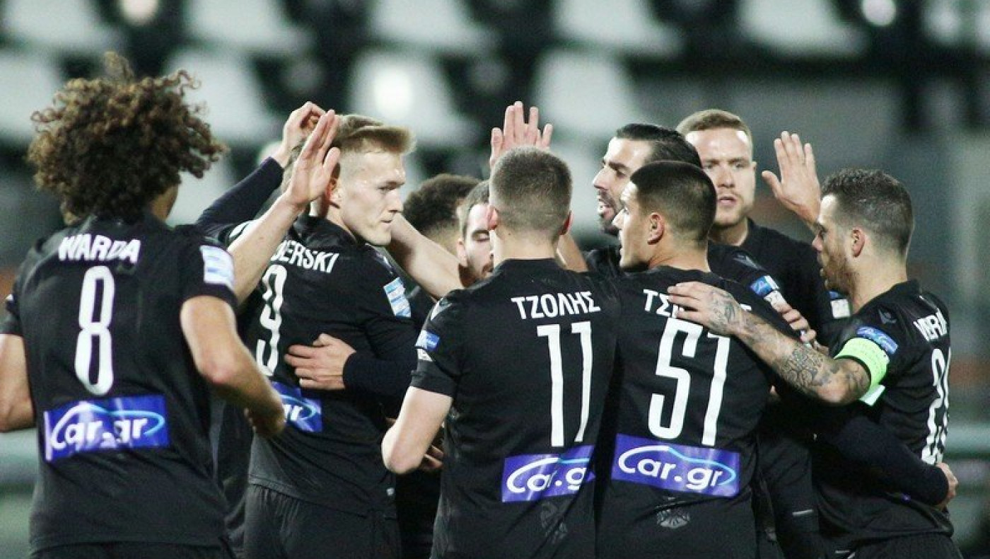 ΠΑΟΚ: Προπόνηση με full face και αντιανεμικά!