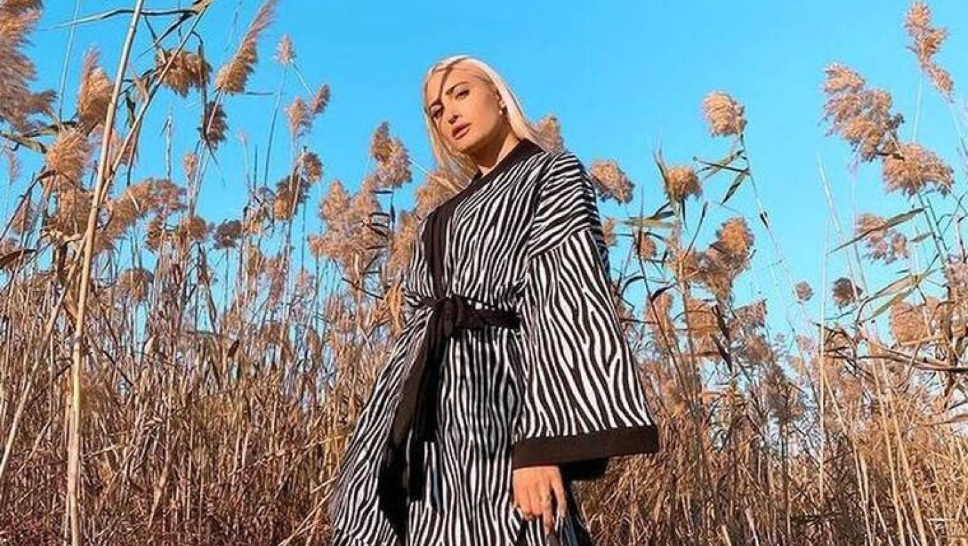 Τούνη για bullying: «Μαζεύτηκαν έξι αγόρια και με έφτυναν στα μούτρα»