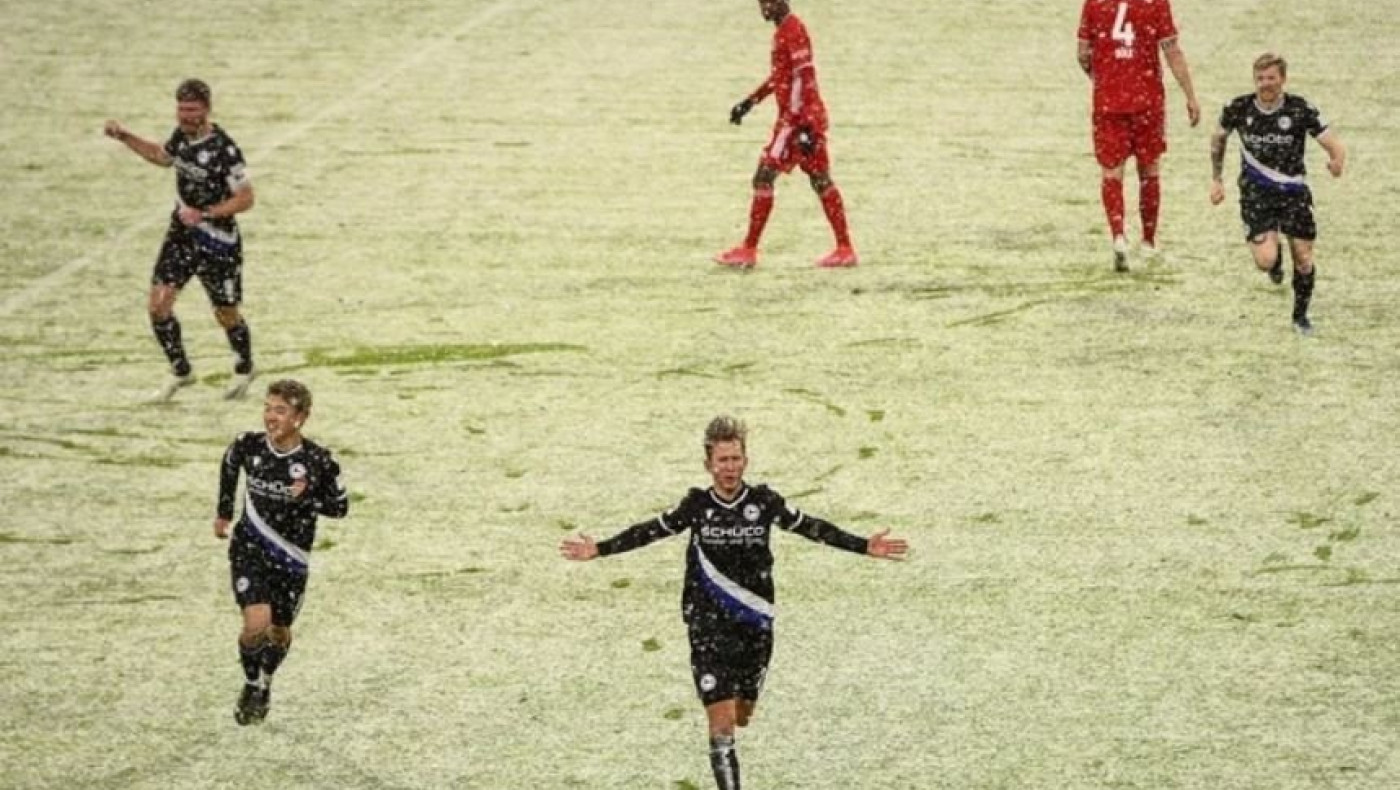 Τρελό ματς στο Μόναχο και Μπάγερν-Αρμίνια Μπίλεφεντ 3-3