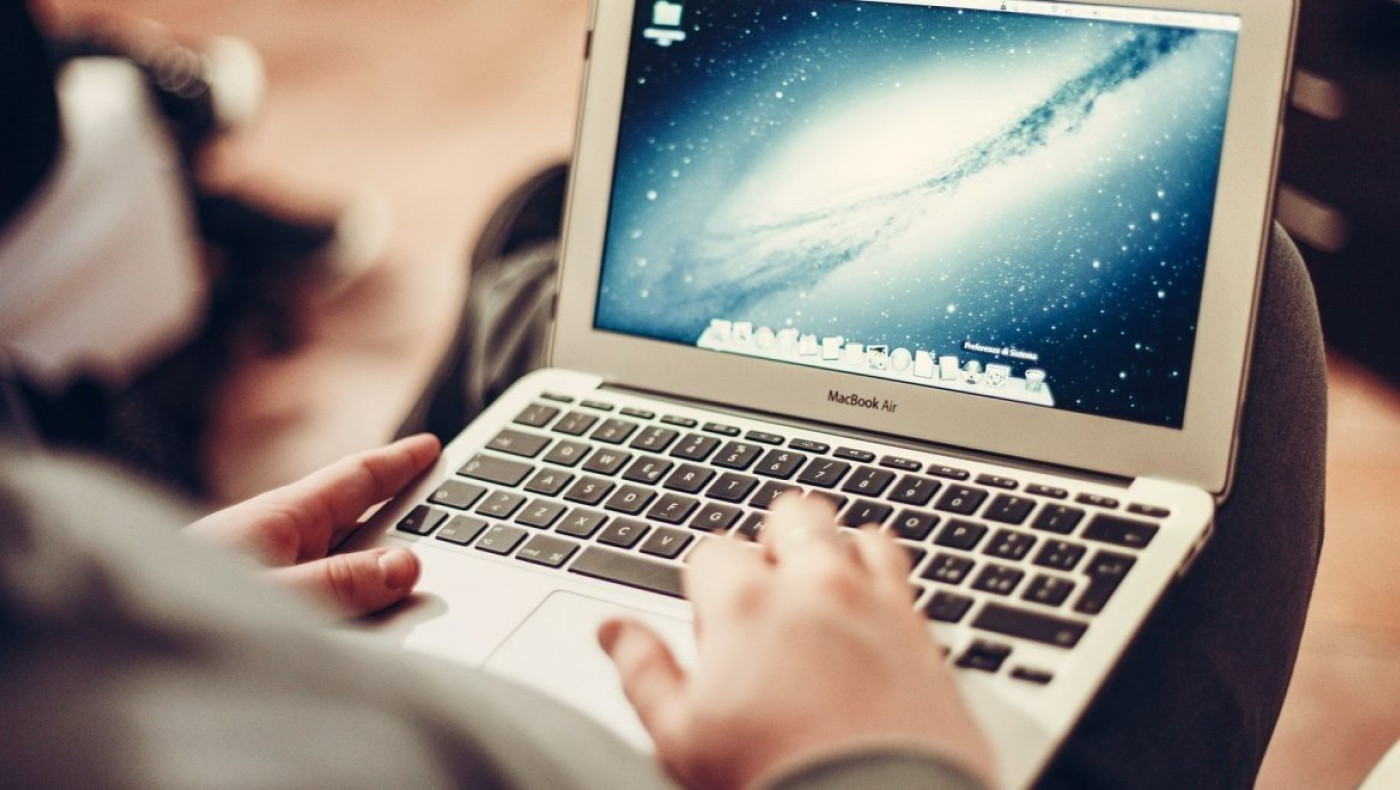 O Ελον Μασκ φέρνει στην Ελλάδα το δορυφορικό ίντερνετ