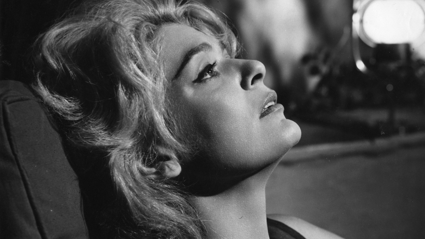 Δεν... αγαπούσε τα παιδιά του Πειραιά η Μερκούρη: «Εγωιστές οι οπαδοί του Ολυμπιακού»