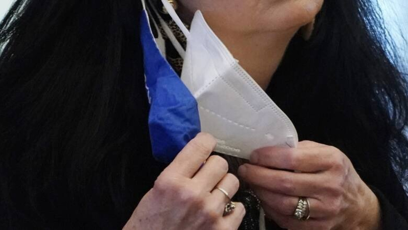 Παυλάκης: SOS σε σούπερ μάρκετ, ΜΜΜ - Ξεχάστε ό,τι ξέρατε με τις μεταλλάξεις, σώζει η διπλή μάσκα